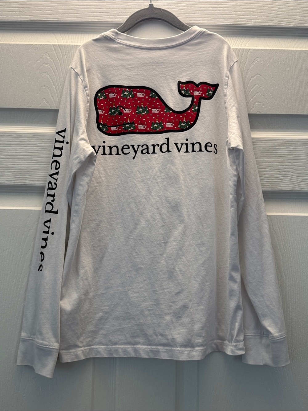 Boys Vineyard Vines long sleeve Christmas whale T-shirt